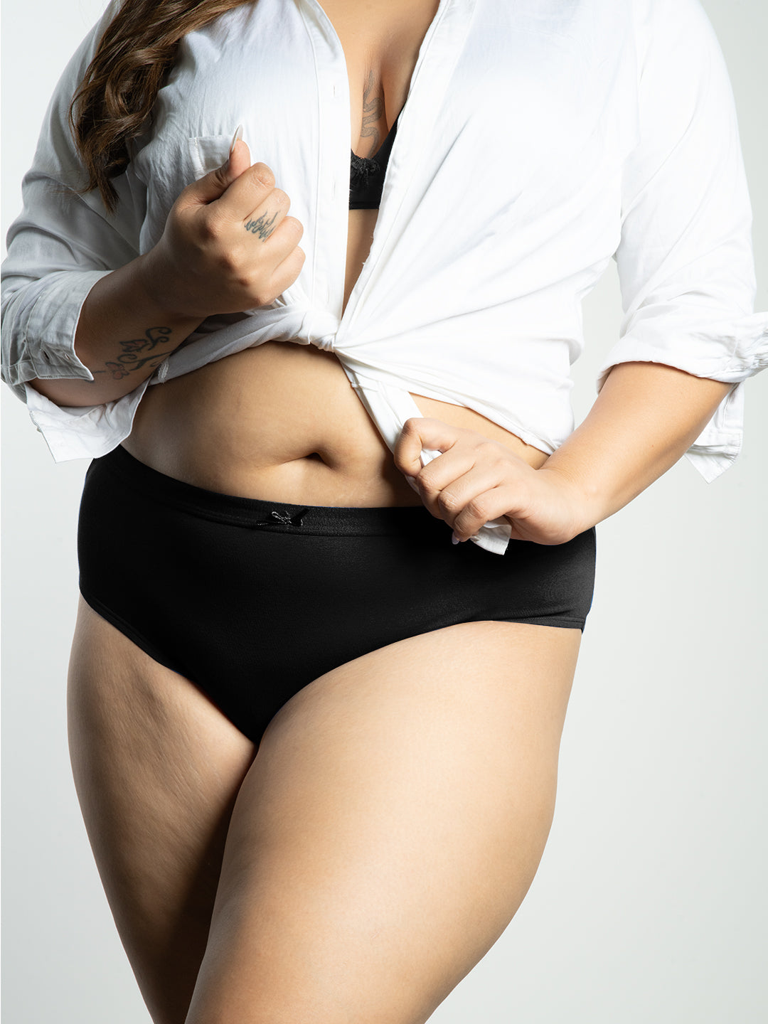 revoue comfy padded wirefree low coverage black t-shirt bra and black hipster panty combo