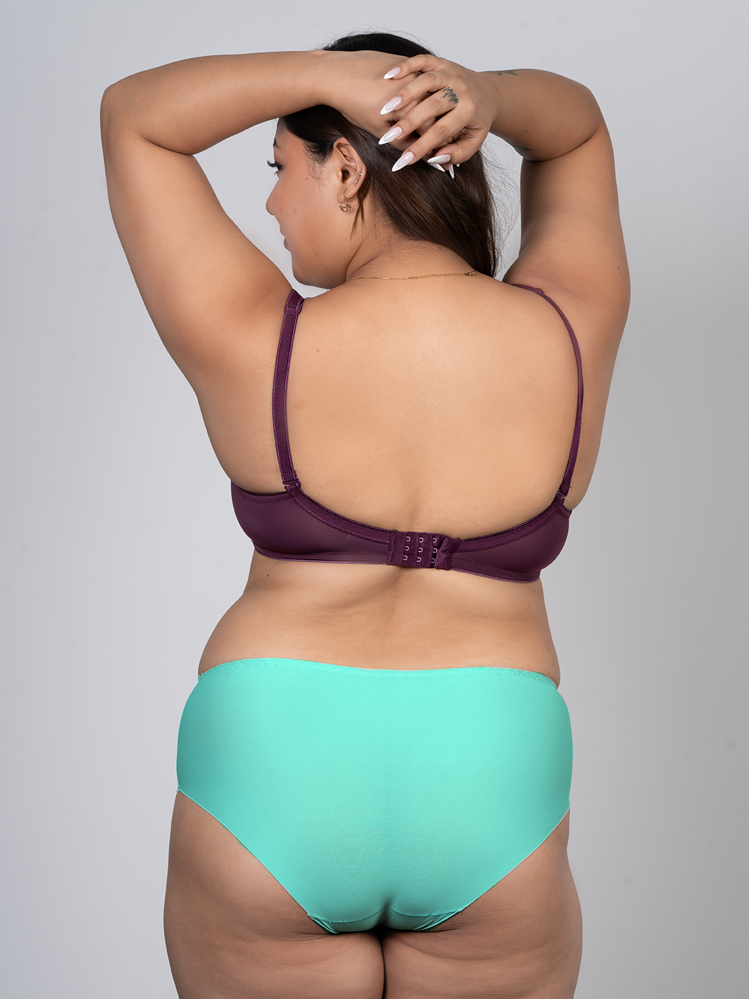 revoue invisible panty line seamless laser cut medium rise full coverage hipster panty