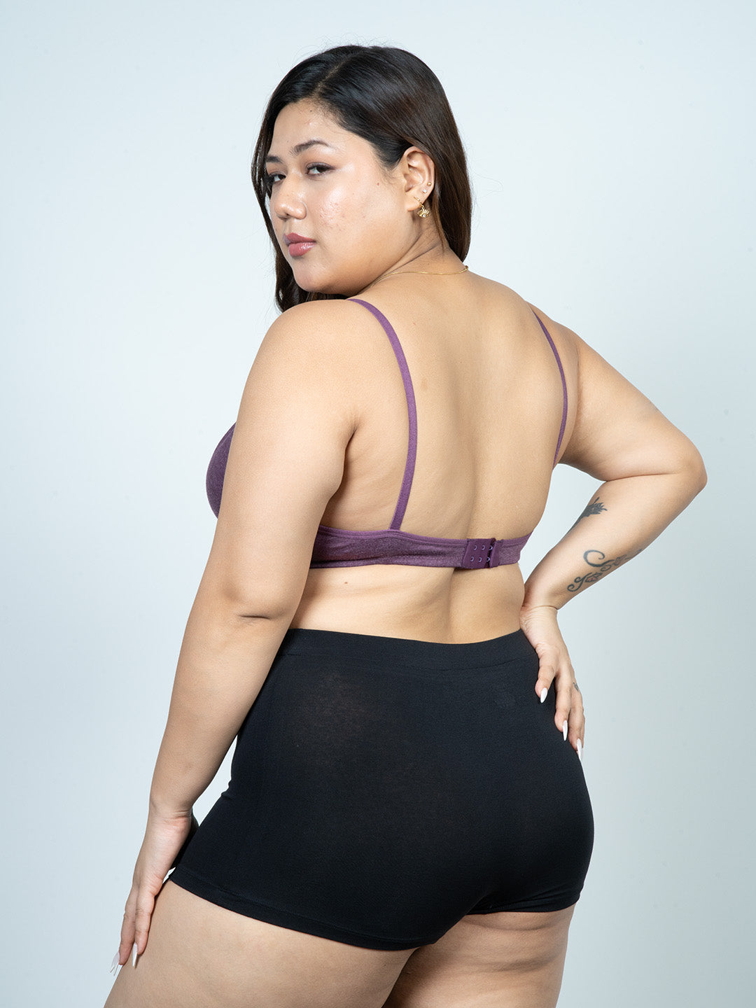 revoue everyday antimicrobial non-padded wirefree pure cotton 3/4th coverage plum purple t-shirt bra and black boyshort panty combo