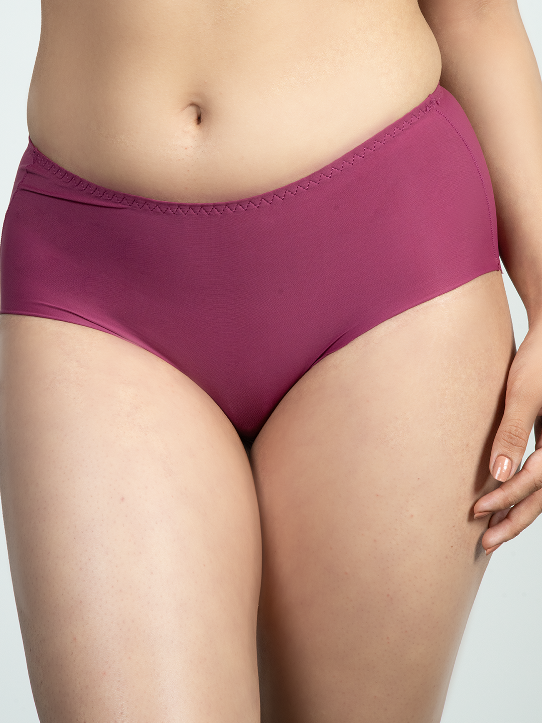 revoue comfy padded wirefree low coverage wine t-shirt bra and wine seamless hipster panty combo